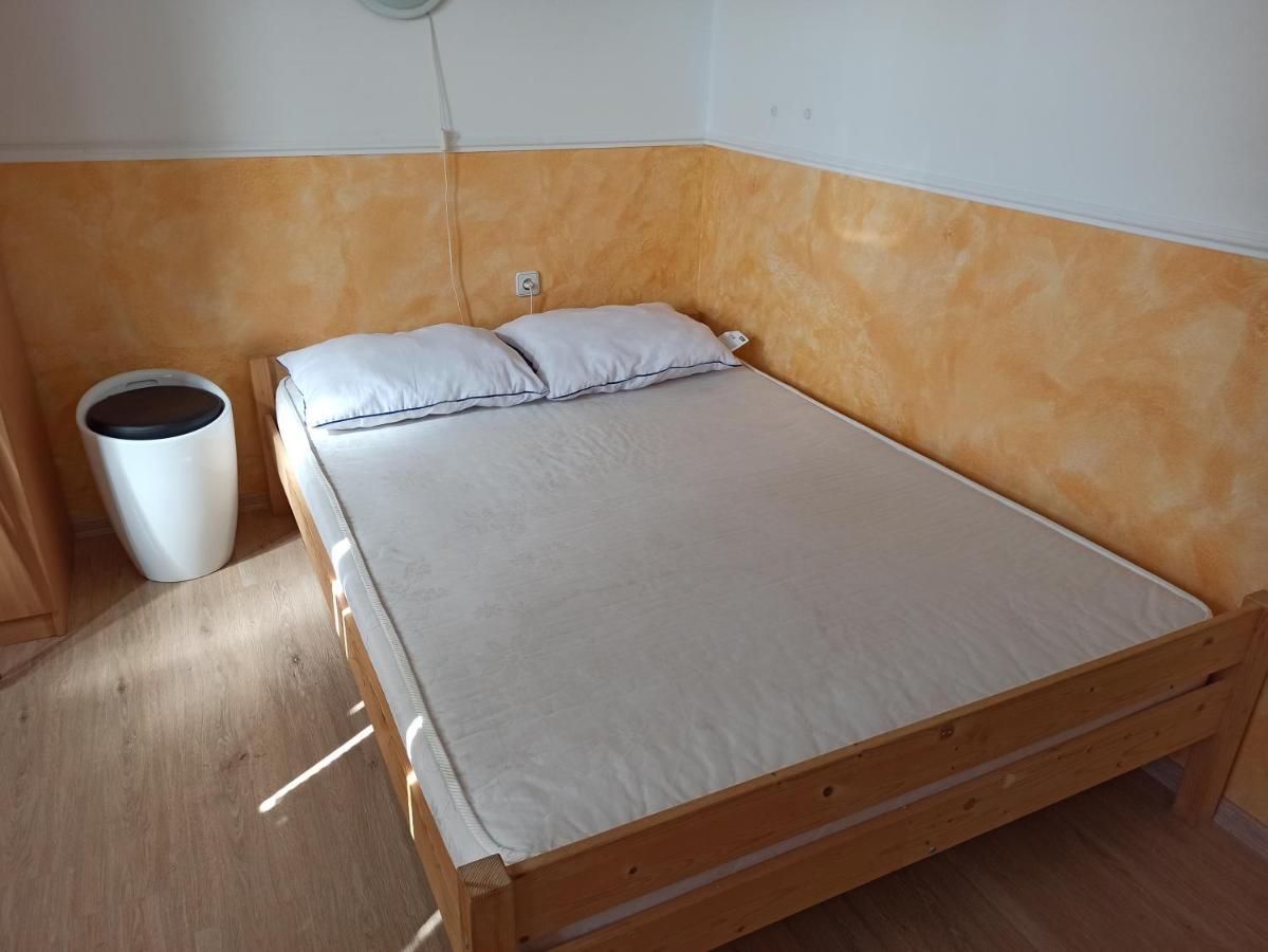 Aniko Apartmanhaz Balatonföldvár المظهر الخارجي الصورة