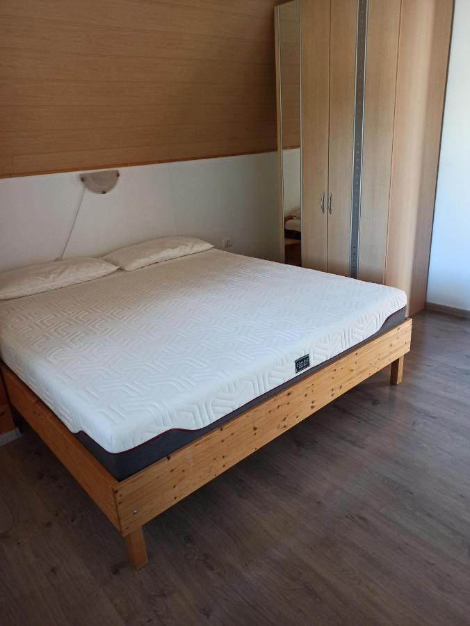 Aniko Apartmanhaz Balatonföldvár المظهر الخارجي الصورة